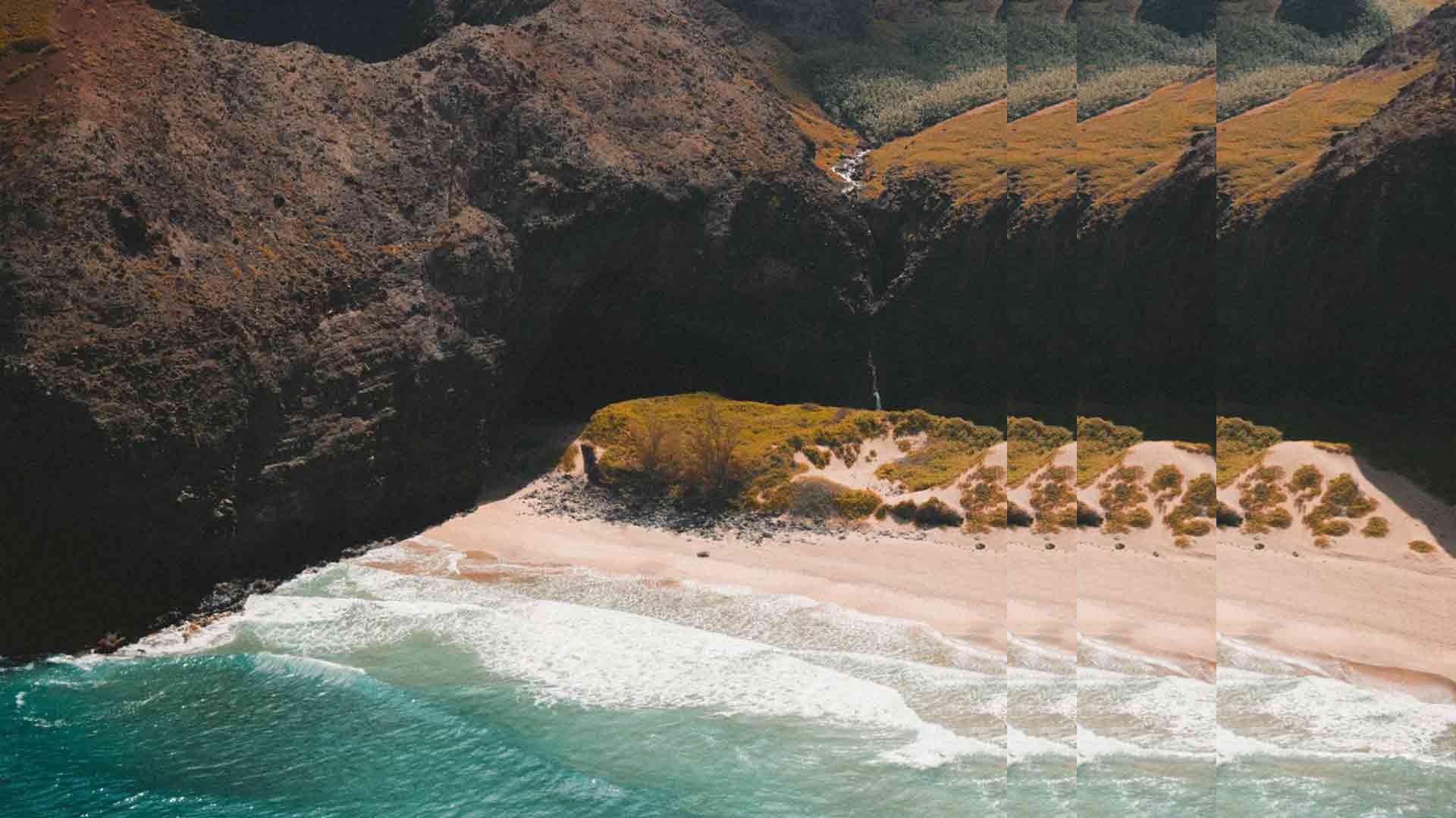 beach mountain with pulse