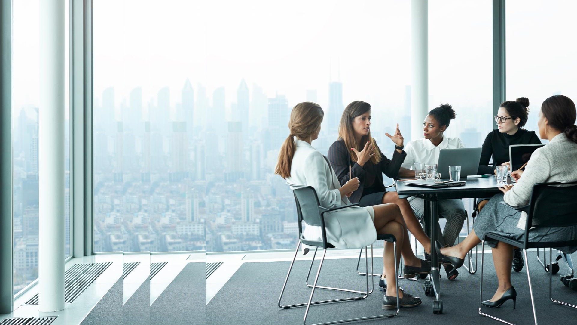 business women with pulse