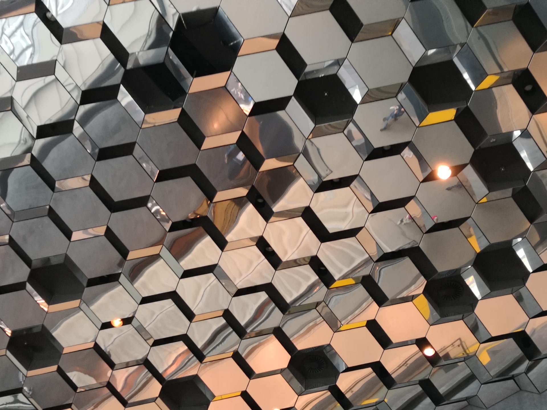 mirror cube structure