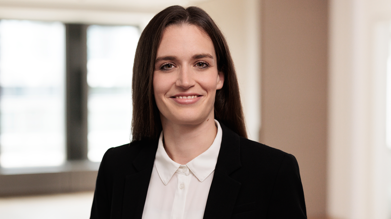 Judith Fuchs, LL.M., Maîtrise en droit